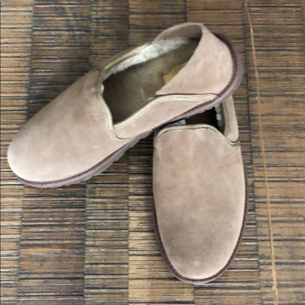 Ugg slippers